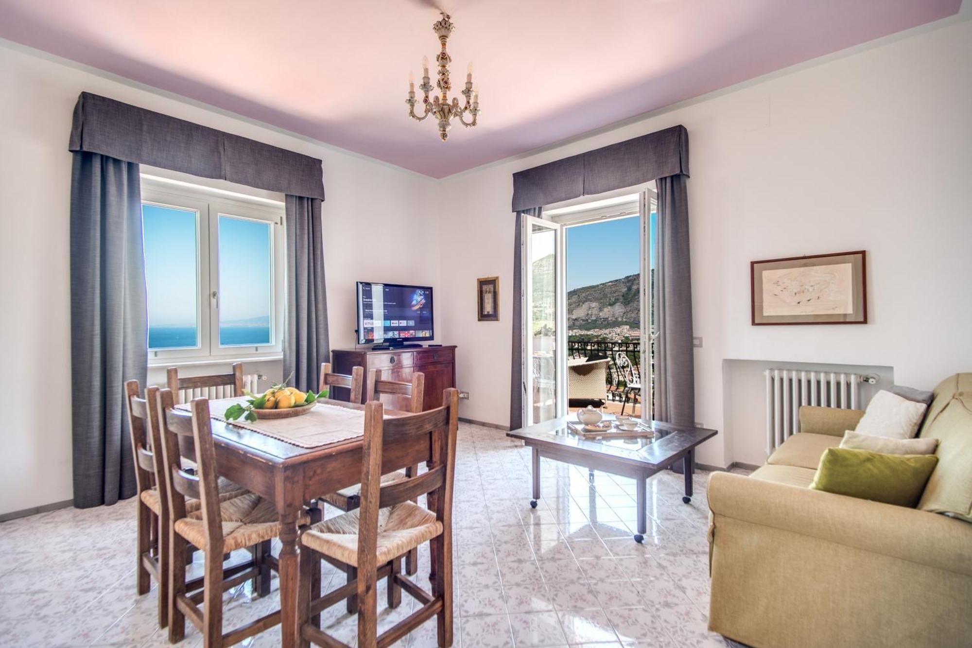 M Suites Сорренто Экстерьер фото
