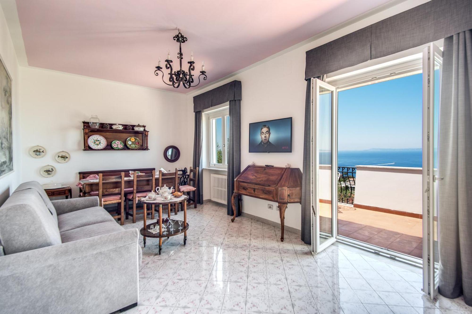 M Suites Сорренто Экстерьер фото